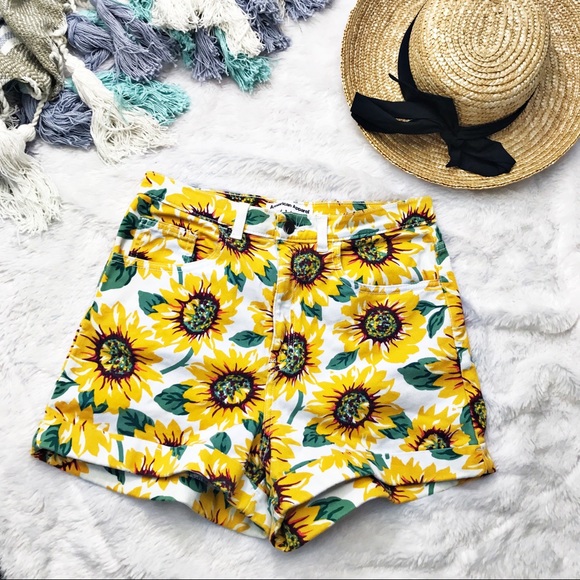 American Apparel Pants - American Apparel High Waisted Sunflower Shorts